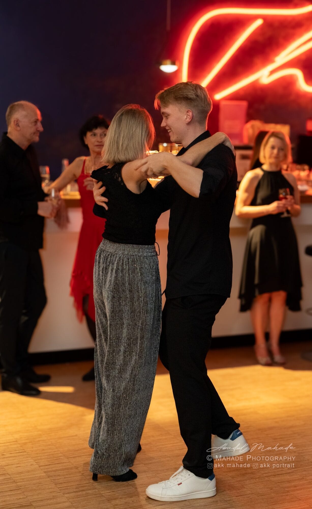 Bachata Anfänger- Kurs In Cloppenburg. bachata dance in cloppenburg